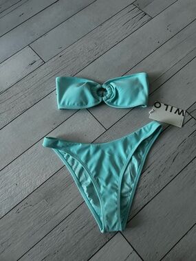 Turquoise Ring-Front Bandeau Bikini Set - Women